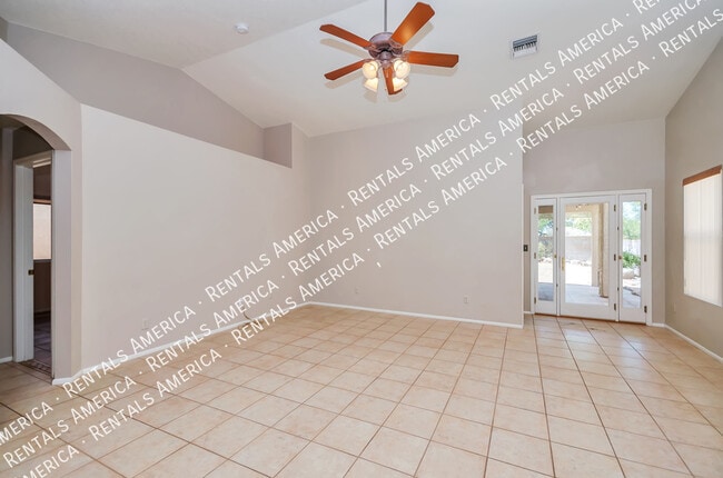 7620 S Trumpet Vine Ave