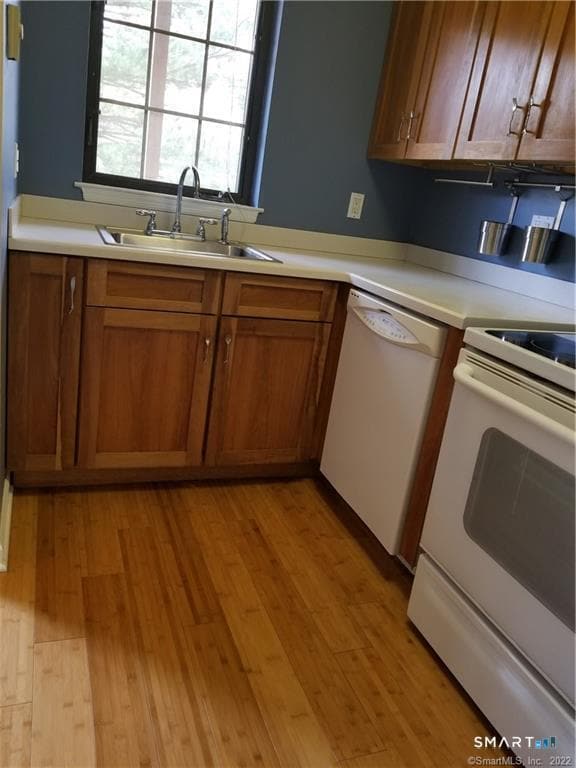Photo - 8 Oakwood Ave