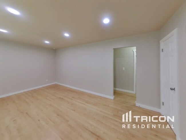 Photo - 7514 3rd Ave SE