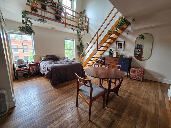 Photo - 1730 Green St Apartment Unit 3F
