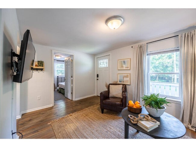 Photo - 145 Griffeth St Unidad ID1302823P