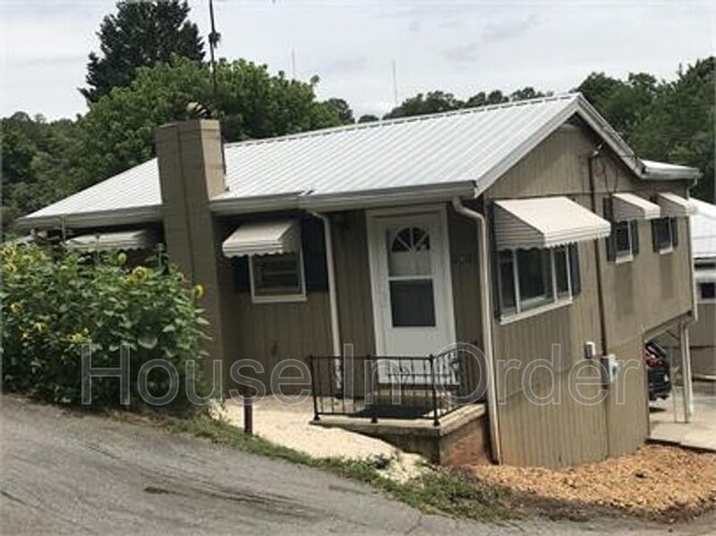 Building Photo - 181.5 Lookout Rd Rental