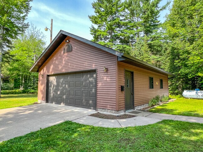 Photo - 2548 Co Rd 550