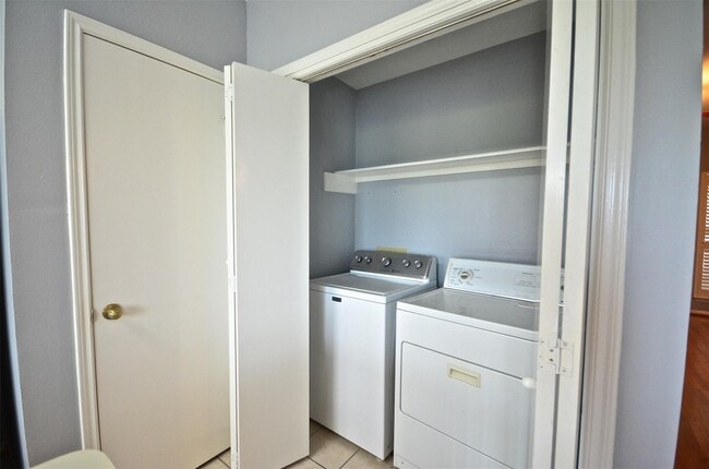 Photo - 2910 Grants Lake Blvd Unit 601