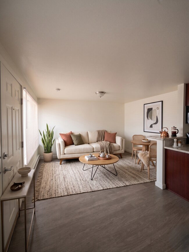 Photo - Thorndyke Apartments