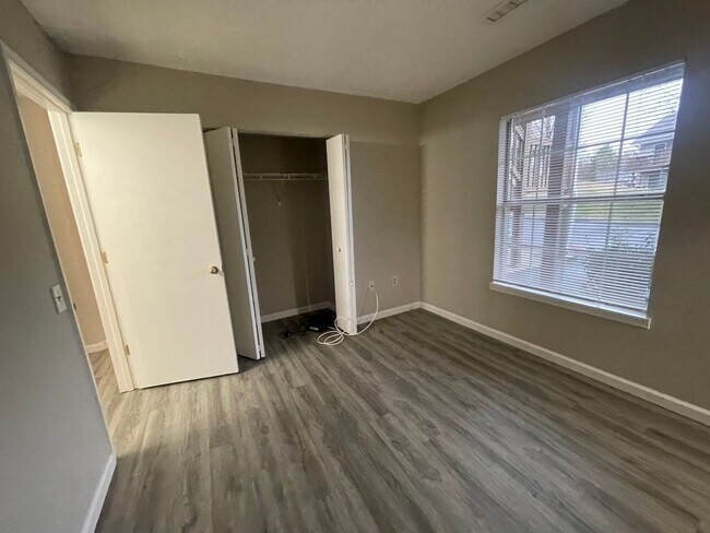 30 Fall Creek Dr Unit 2