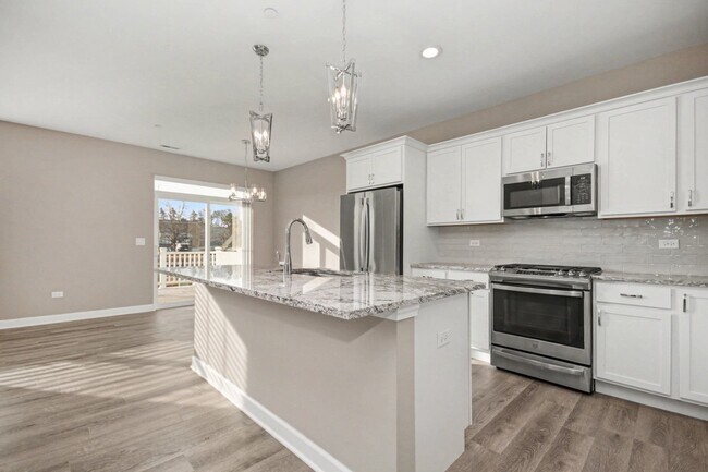 Photo - 253 Masters Dr