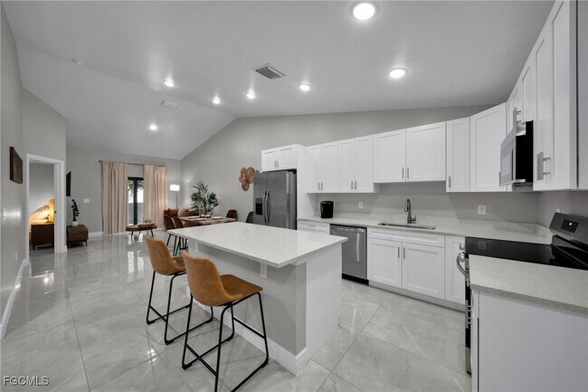 Photo - 1006 Albert Ave