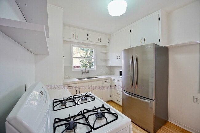 Photo - West End Home, Freshly Renovated, Close to Downtown