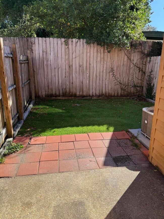 Photo - 226 Pelham Rd