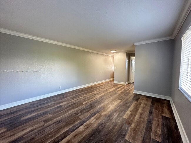 Photo - 1400 NE 56th St Unit 314