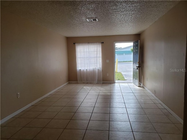 Photo - 2832 Skyview Dr Unit 2832