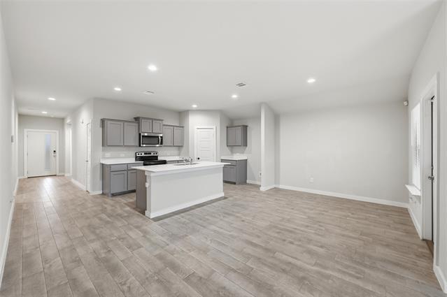 Photo - 701 Griffith Pk Trl