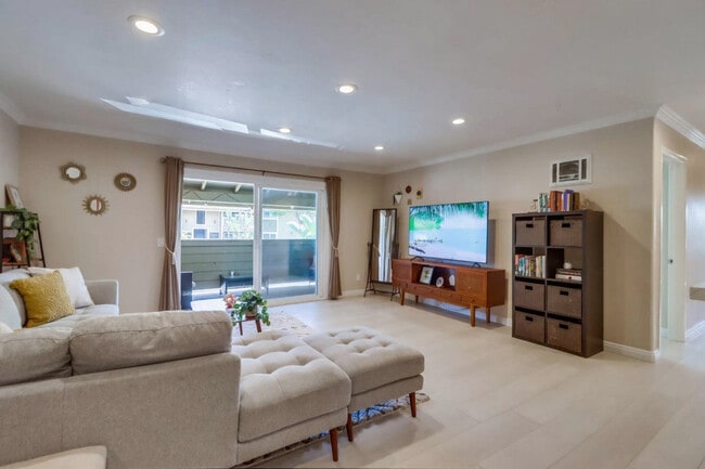 Building Photo - 524 Telegraph Canyon Rd Unit SI ID1464995P