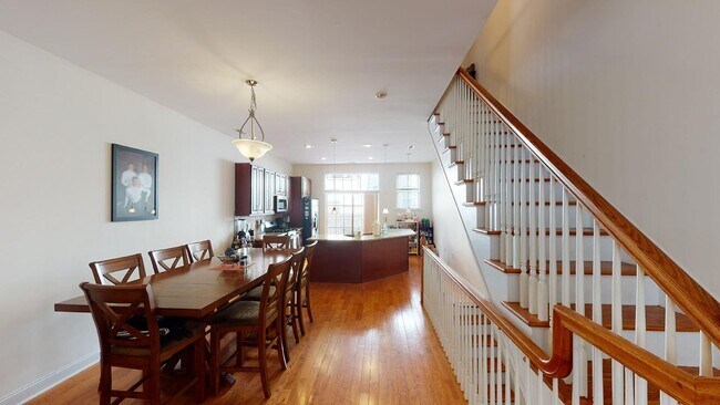 Photo - Three Bed Graduate Hospital Apartment