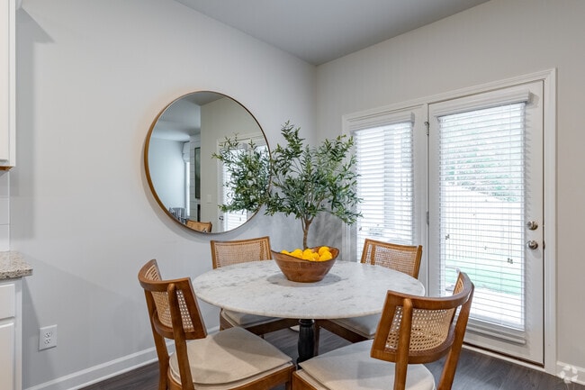 3BR , 2,5BA - 1848SF (Smithwood) - Collins Place