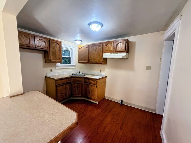 Photo - 175 E Emerling Ave