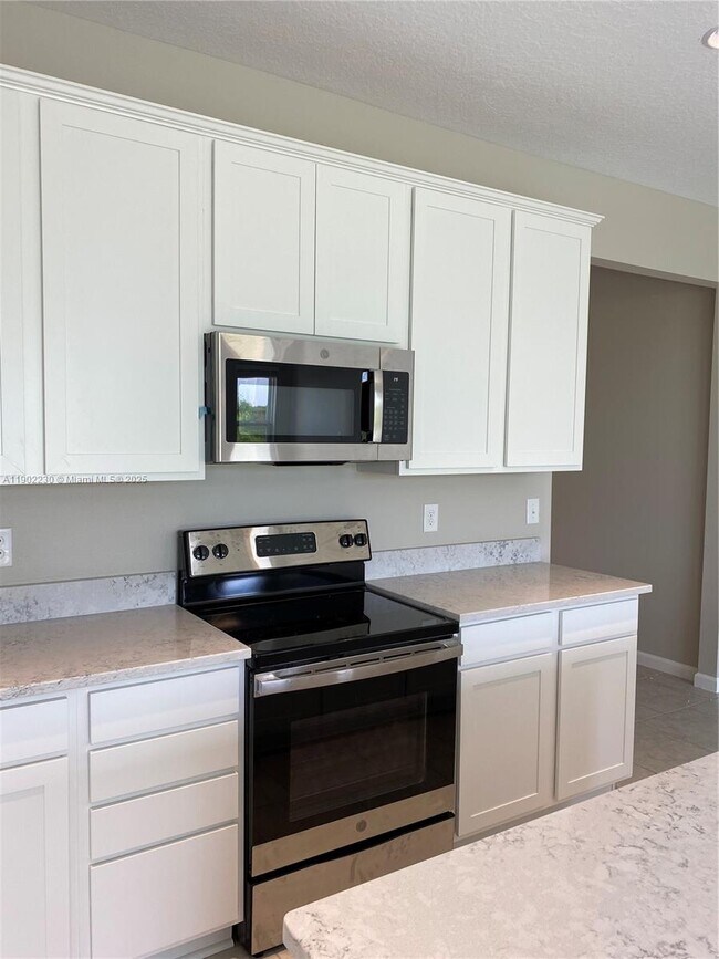 Photo - 308 Lake Smart Cir
