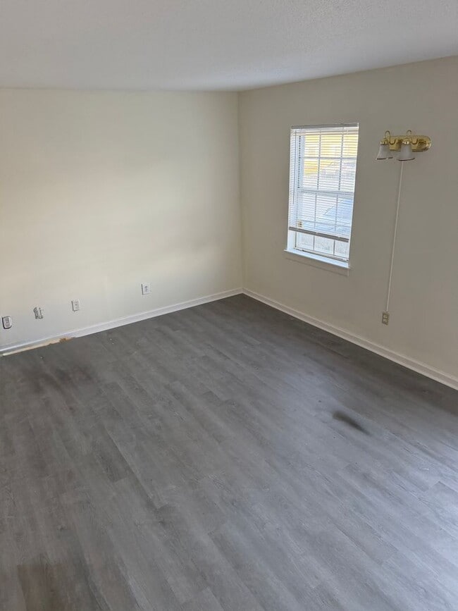 Photo - Available Unit 5735-G