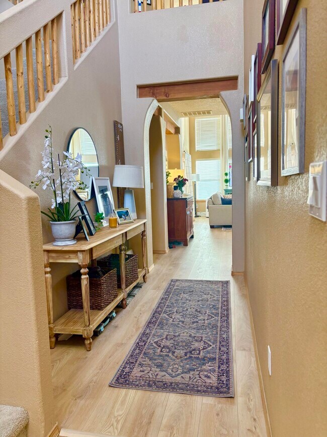 Photo - 13200 Silver Peak Pl NE