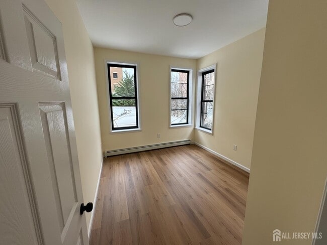 Photo - 290 King St Unidad 1