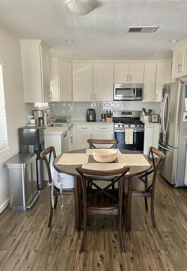 Photo - SAN JOSE - Remodeled Spacious One Bedroom