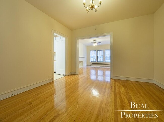 Photo - 1 bedroom in EVANSTON IL 60202 Condo Unit B1