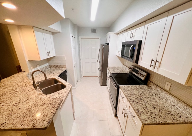 Photo - 713 Crest Pines Dr Unit 217