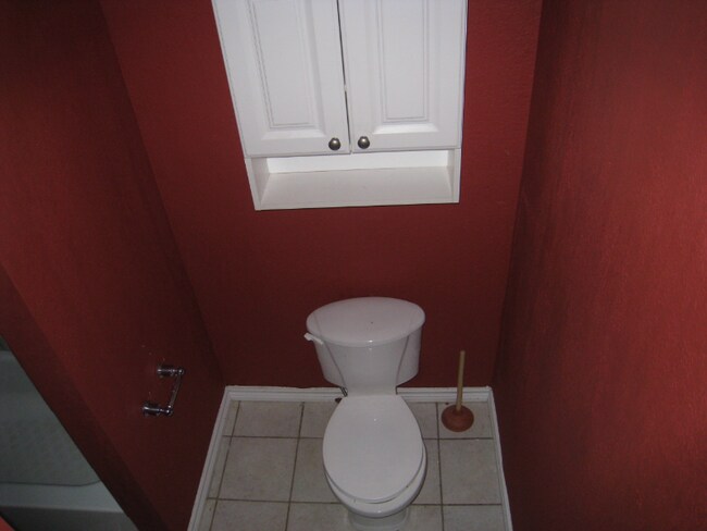 Photo - 1112 W 4th St