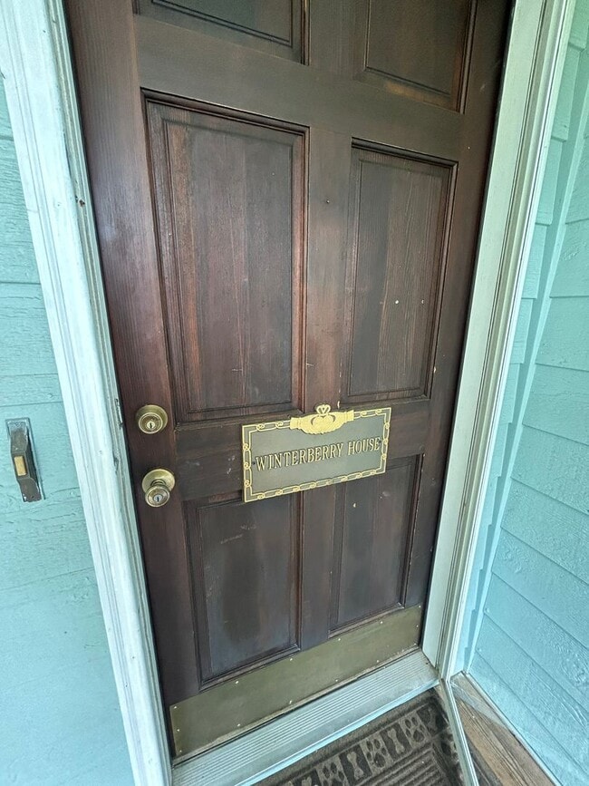 Photo - 2031 Winterberry Rd