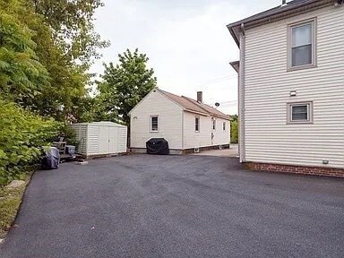 14 Hartford Ave W