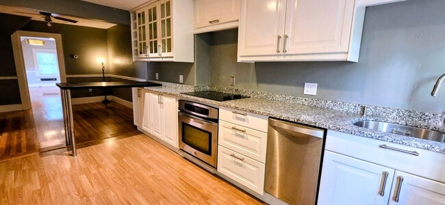 Photo - 4 Sparhawk St