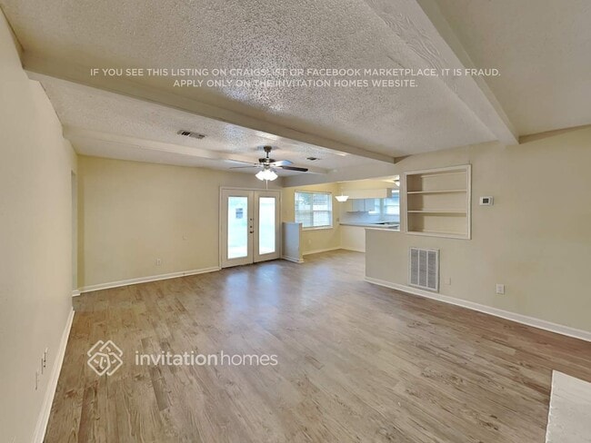 Photo - 7022 Fox Knoll Ln