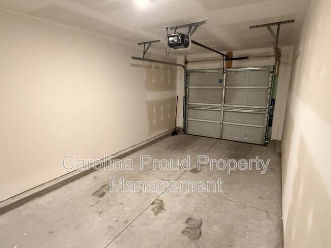 Photo - 3200 Tatlock Wy