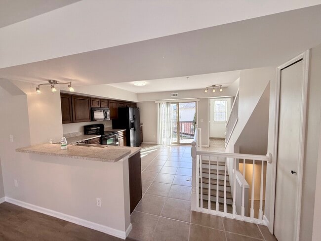 Photo - 14072 Lakeside Blvd N