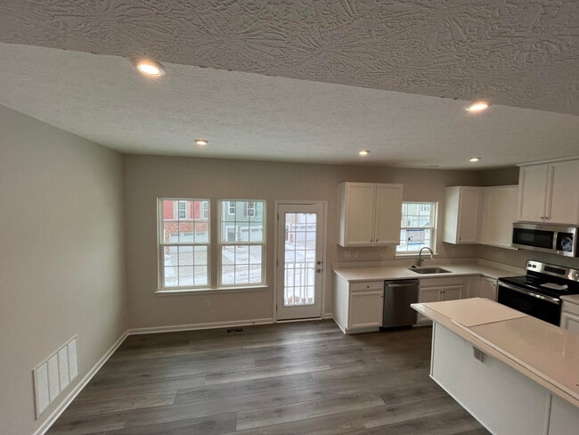 Photo - 6837 Frey Ln