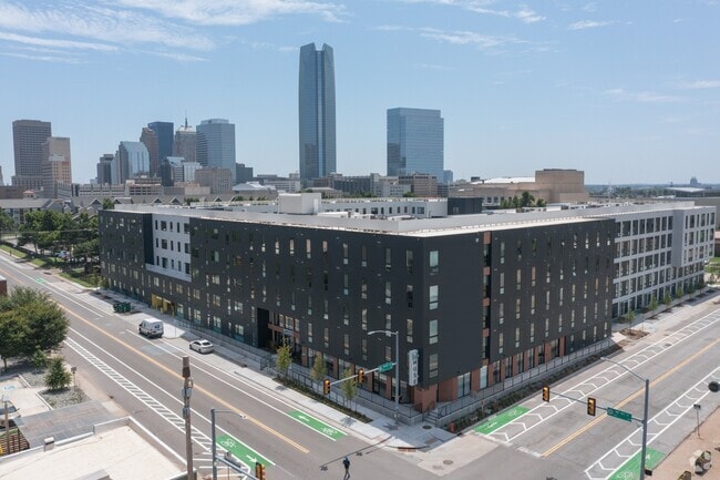 Building Photo - Muse Rental