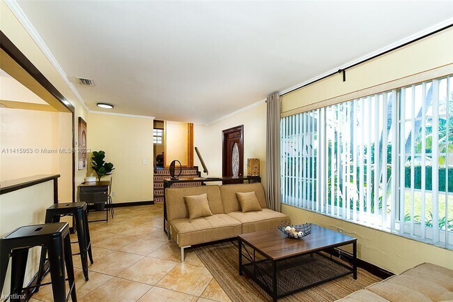 Photo - 4 br, 2.5 bath House - 1375 NE 204th Ter