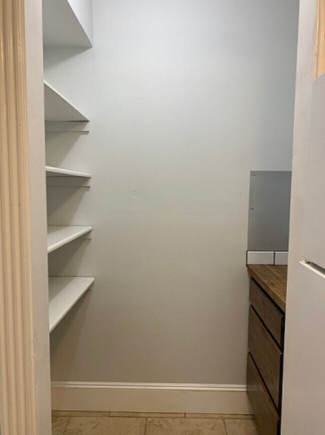 Photo - 2 bed 2 bath Condo Walking Distance to SFA!