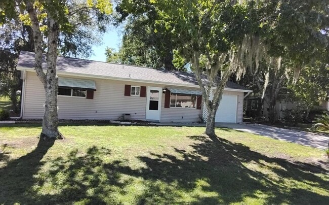 Building Photo - 8328 SW 106th Pl