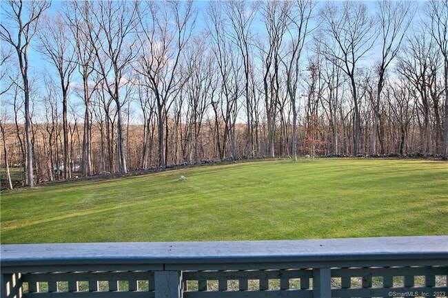 Photo - 9 Grays Farm Rd