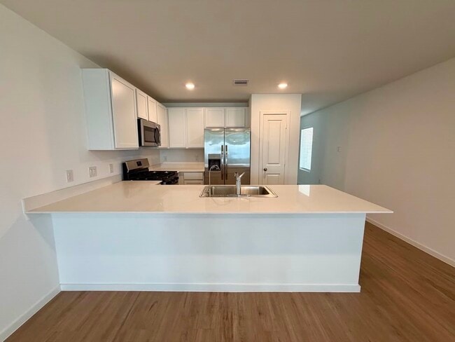 Building Photo - 3056 Ash Ray Dr