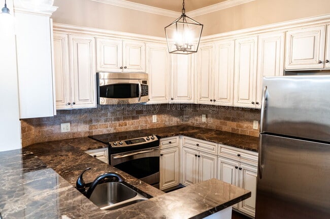 Photo - 445 W Blount Ave Unit 511