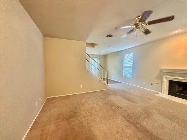 Photo - 2624 Haselwood Ln
