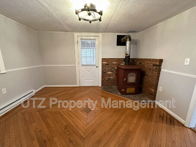 2828 Cedarhurst Rd Unit B
