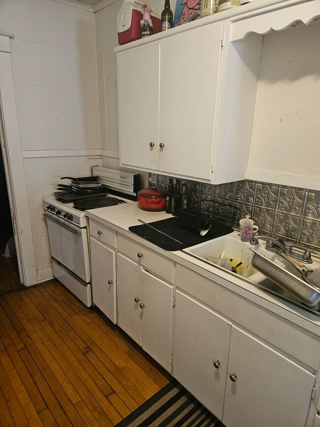 Photo - 450 W Doty St