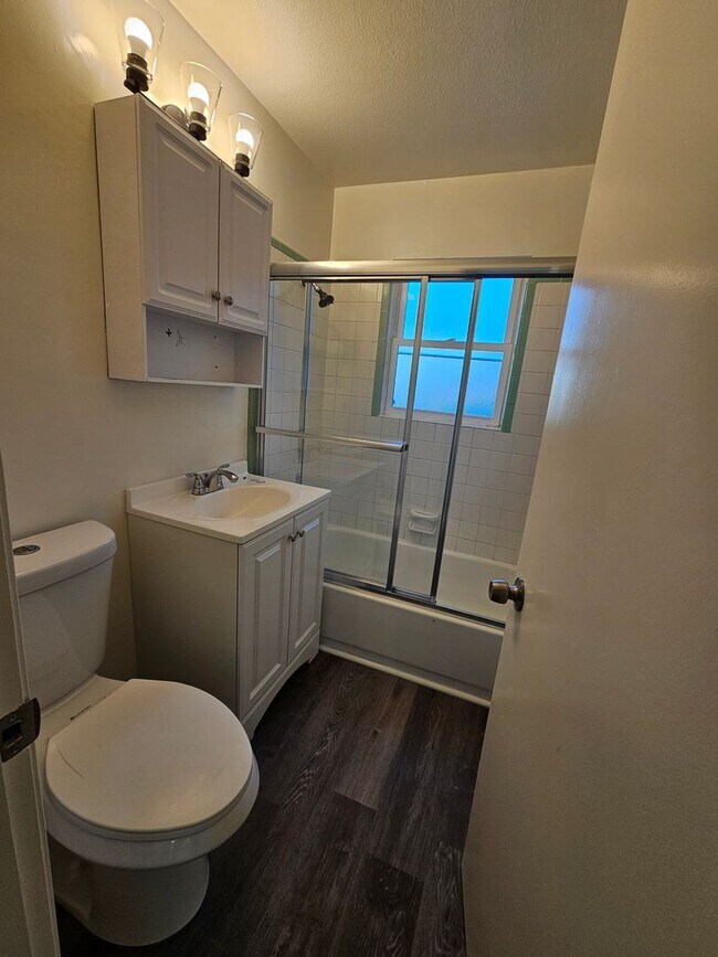 Photo - 20th Street Unit 466