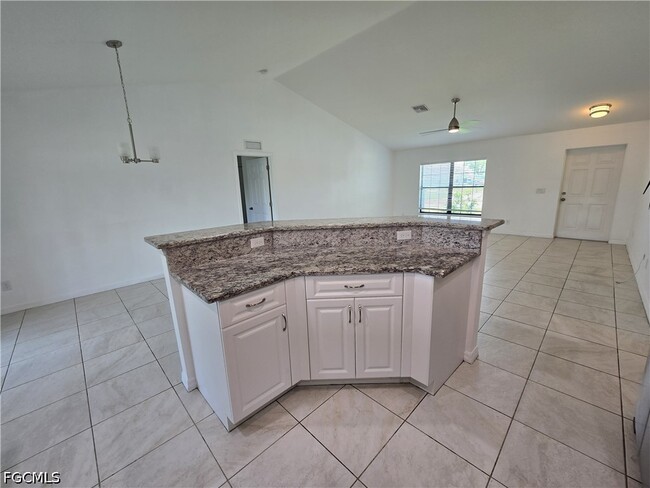 Photo - 329 SW 21st Ln