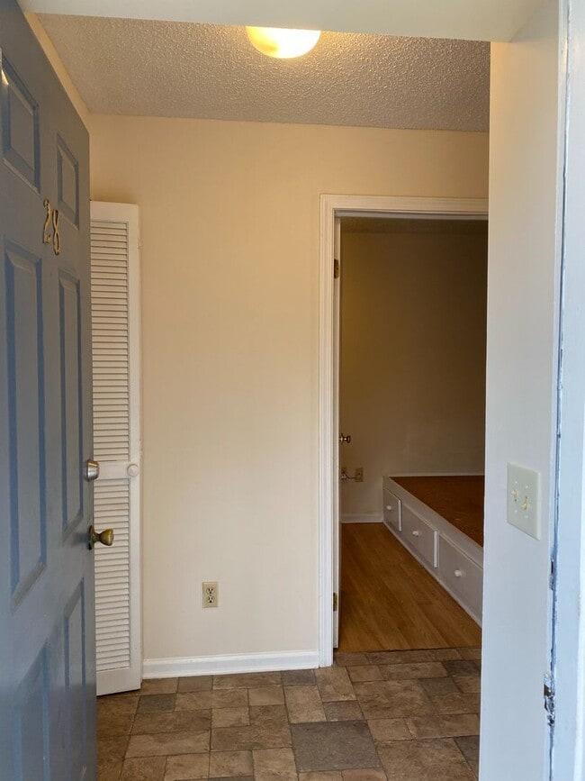 Photo - Barnwell Colony