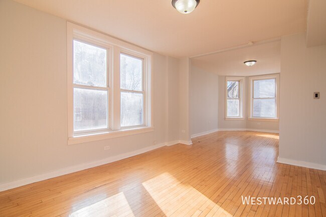Photo - 1141 S Francisco Ave Unit 3F